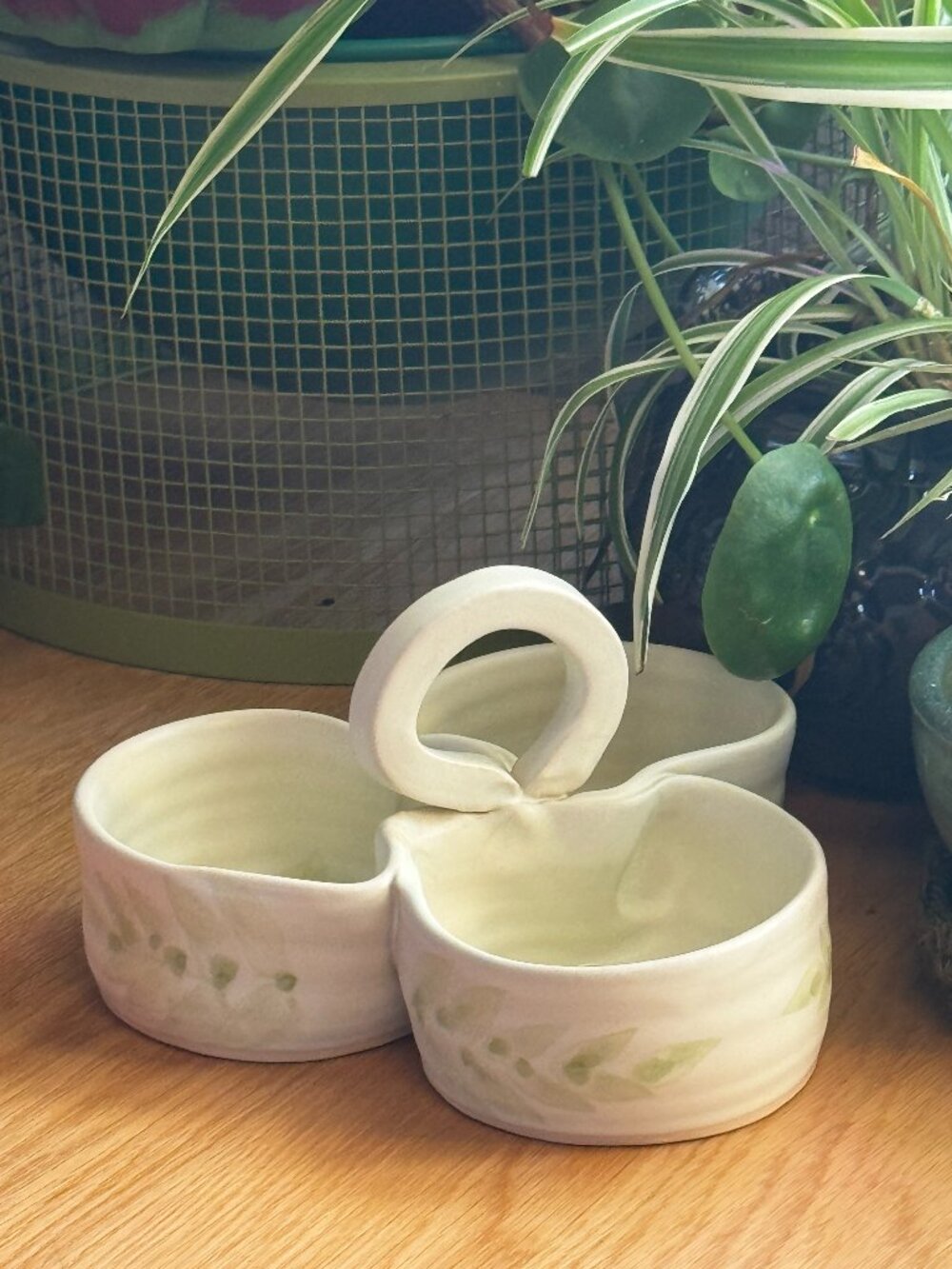 Hilborn Pottery 3-Section Condiment Caddy, Fern Motif, Vintage Circa 1990s